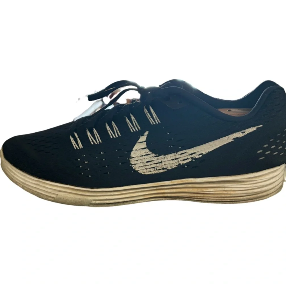 NIKE LUNARTEMPO 